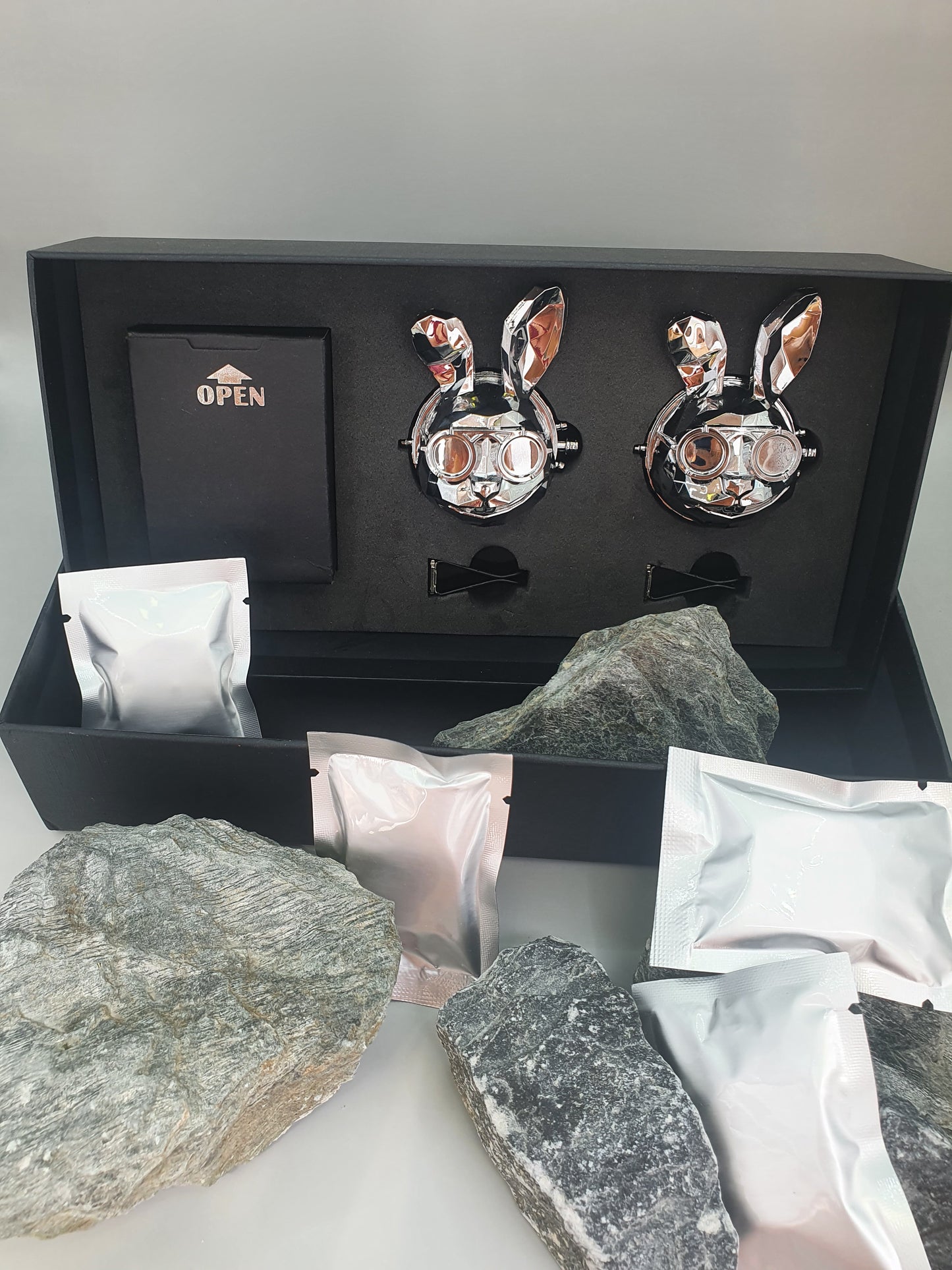 Fresh'Car™ - Diffuseur de parfum Lapin design / Coffret de 2 pièces