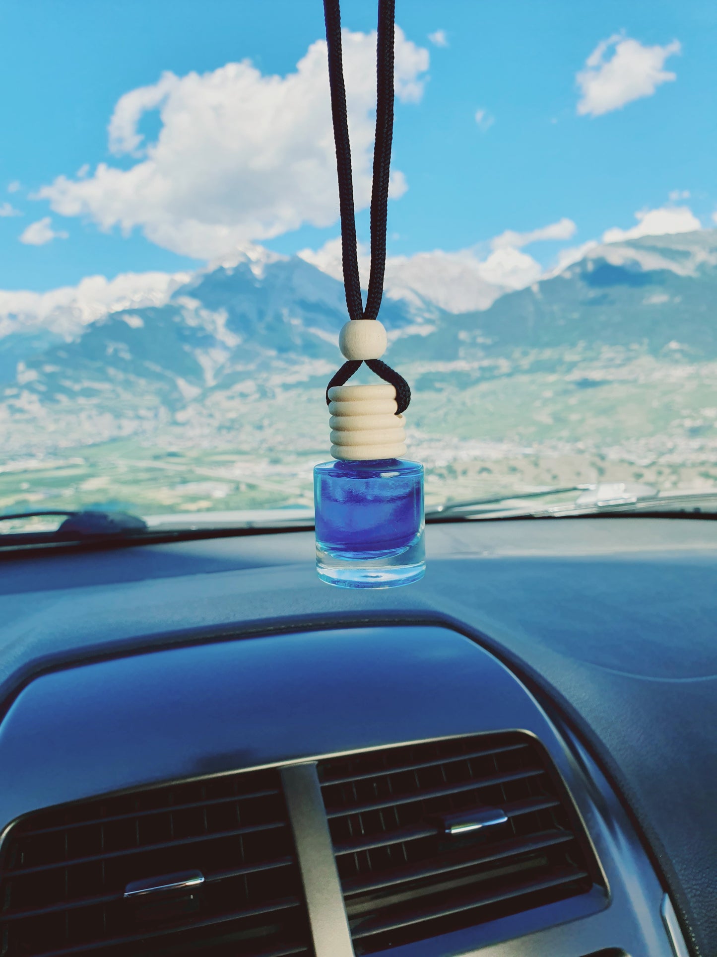 Fresh'Car™ - Diffuseur pendentif bouteille aromatique